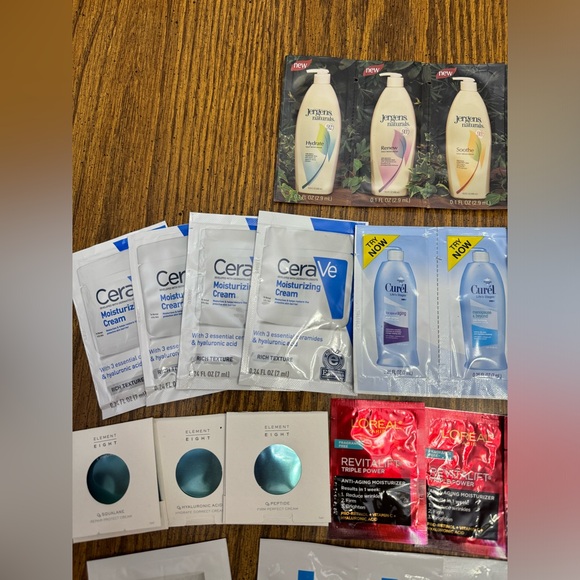 Huge 120 Piece Lot of Various Skin Care Samples - Picture 11 of 11